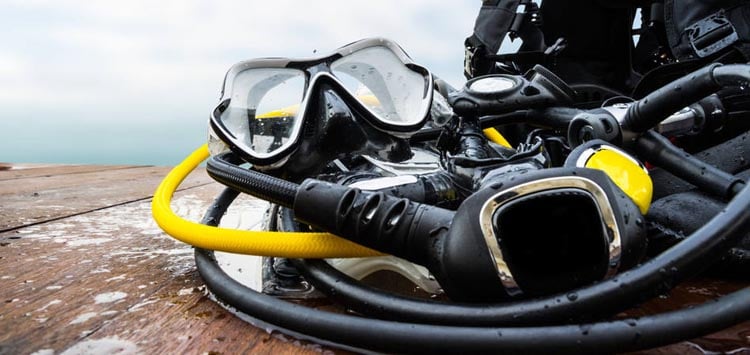 How to clean and disinfect scuba equipment